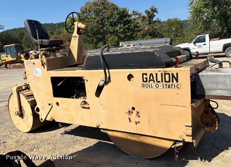 image for item ET7116 Galion 94-6AWG double drum vibratory roller