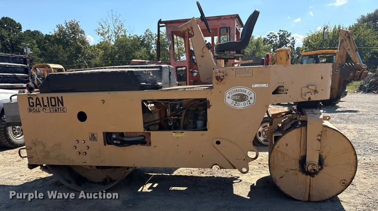 image for item ET7116 Galion 94-6AWG double drum vibratory roller