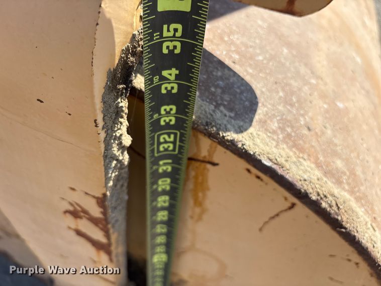 image for item ET7116 Galion 94-6AWG double drum vibratory roller