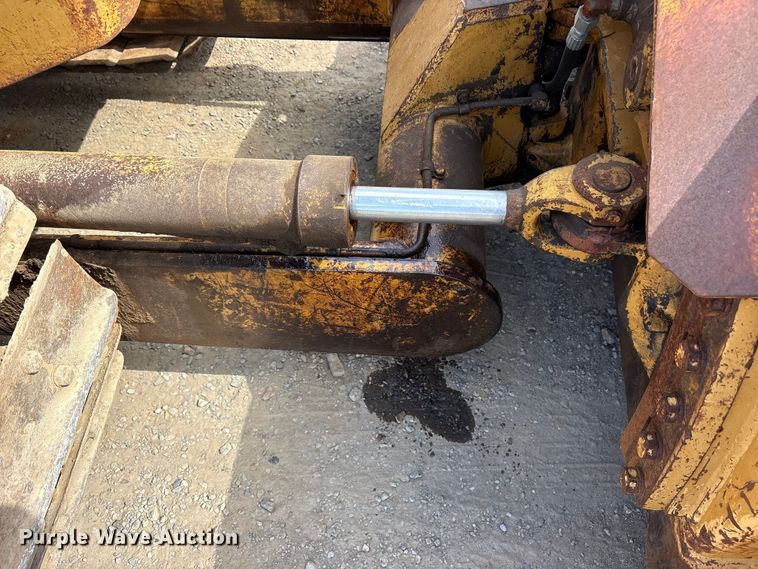 image for item ET7118 1992 Dresser TD-7G/ST dozer