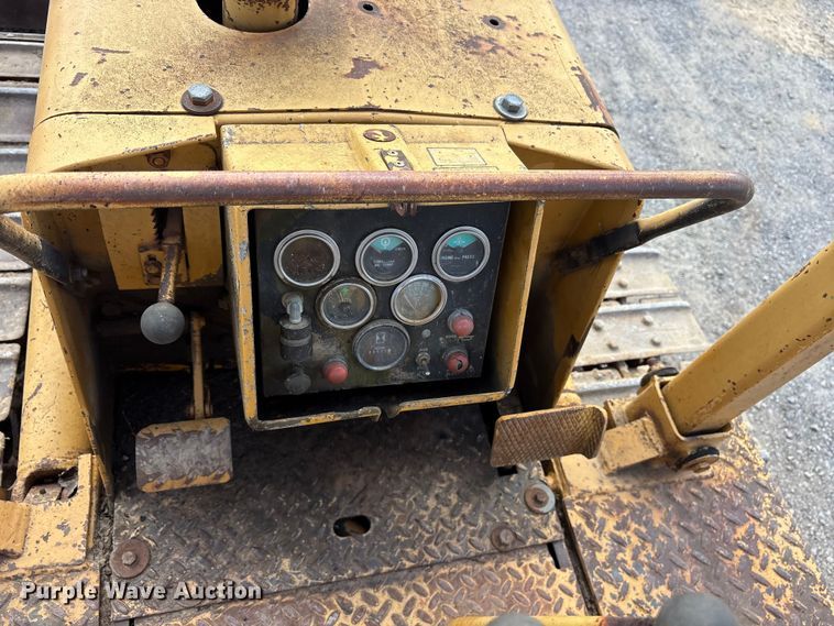 image for item ET7118 1992 Dresser TD-7G/ST dozer