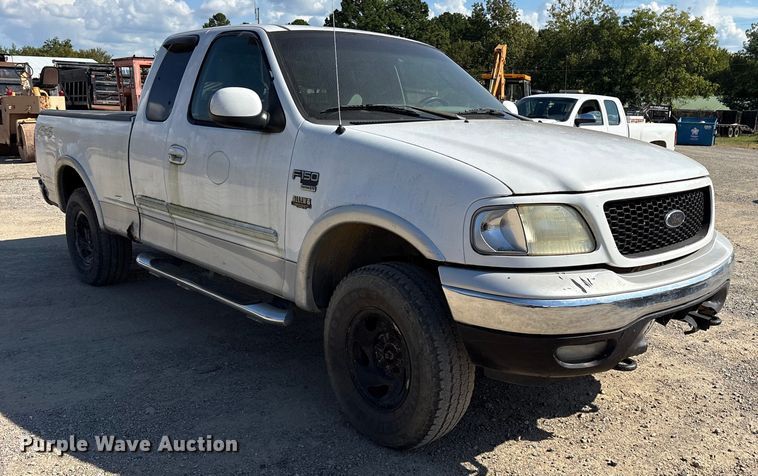 image for item ET7120 2003 Ford F150 SuperCab pickup truck