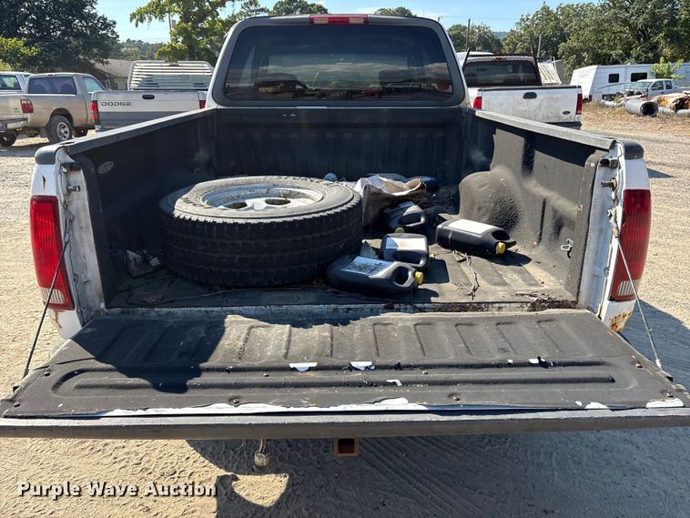 image for item ET7120 2003 Ford F150 SuperCab pickup truck