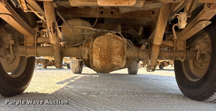 image for item ET7120 2003 Ford F150 SuperCab pickup truck