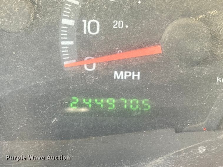 image for item ET7120 2003 Ford F150 SuperCab pickup truck