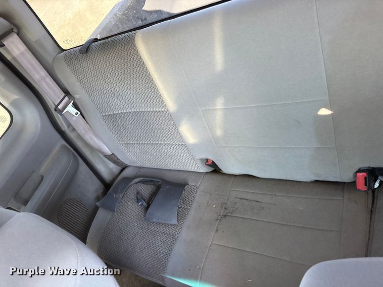 image for item ET7120 2003 Ford F150 SuperCab pickup truck