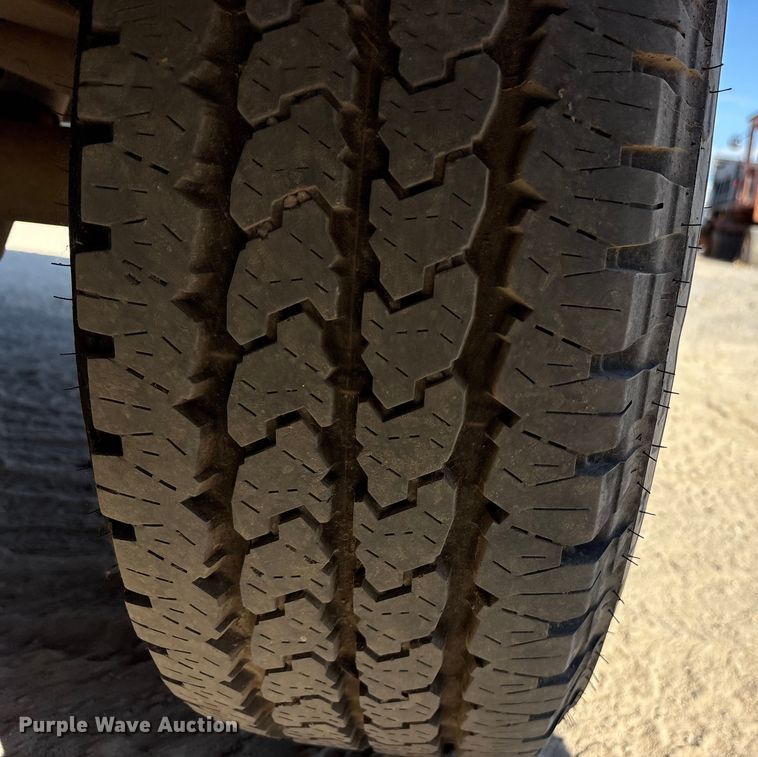 image for item ET7120 2003 Ford F150 SuperCab pickup truck