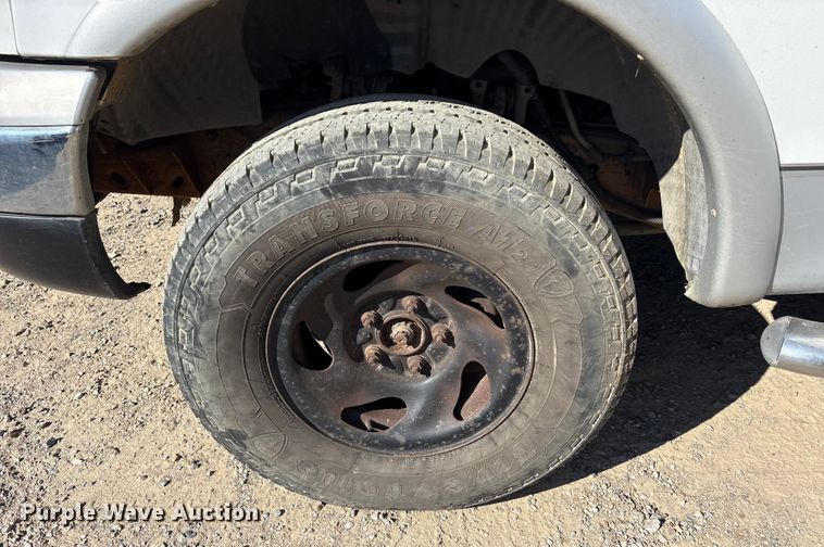 image for item ET7120 2003 Ford F150 SuperCab pickup truck