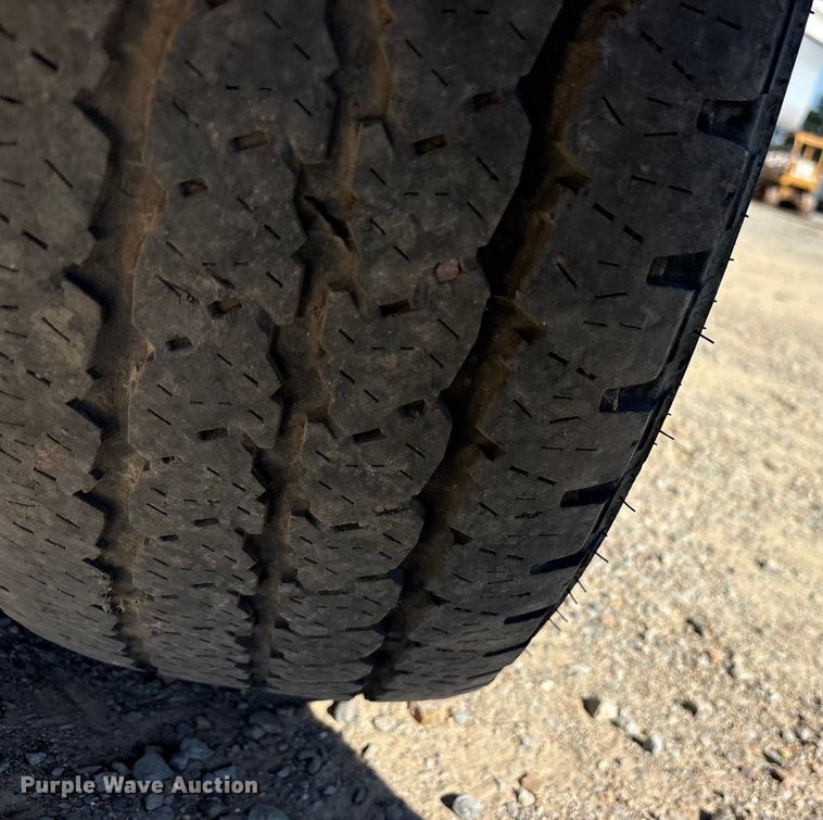 image for item ET7120 2003 Ford F150 SuperCab pickup truck