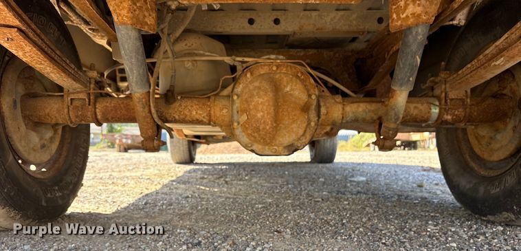 image for item ET7121 1997 Ford F150 pickup truck