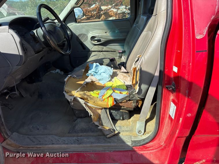 image for item ET7121 1997 Ford F150 pickup truck