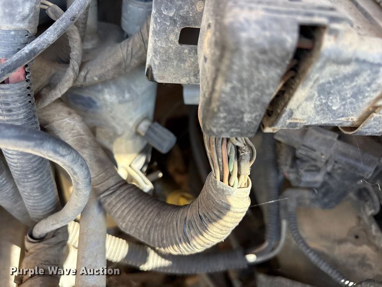 image for item ET7121 1997 Ford F150 pickup truck