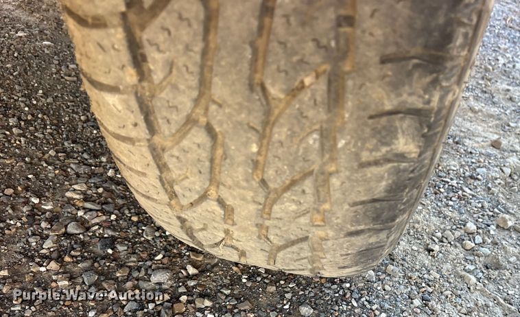 image for item ET7121 1997 Ford F150 pickup truck