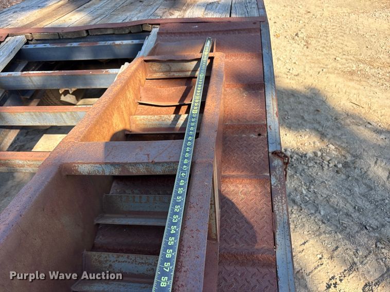 image for item ET7122 2003 Belshe DT-22 equipment trailer