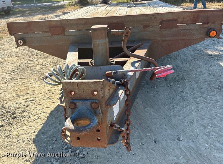 image for item ET7122 2003 Belshe DT-22 equipment trailer