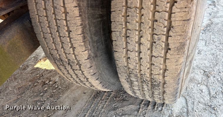 image for item ET7122 2003 Belshe DT-22 equipment trailer