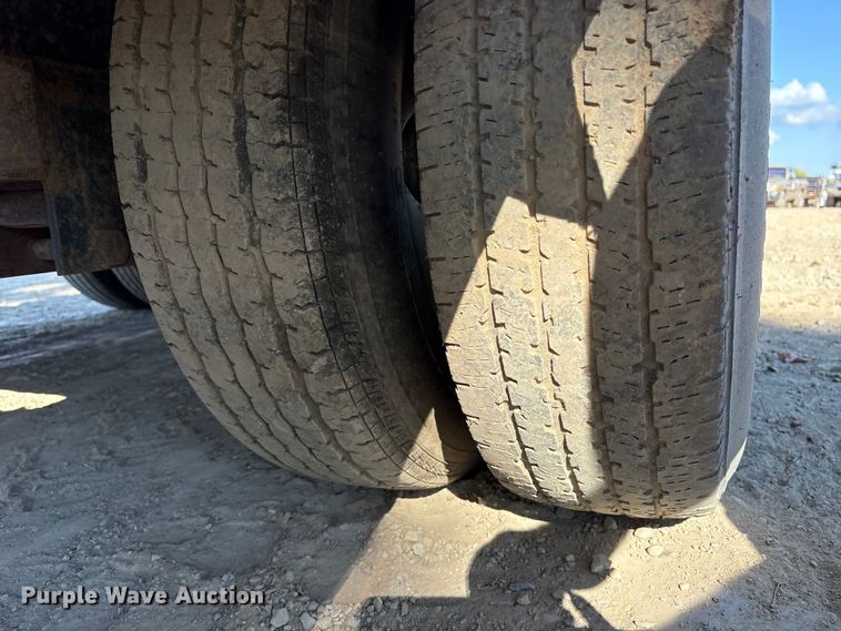 image for item ET7122 2003 Belshe DT-22 equipment trailer