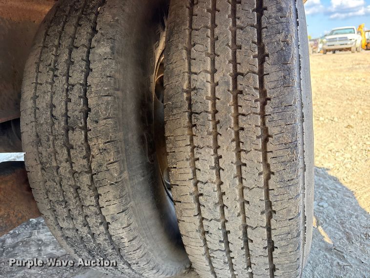 image for item ET7122 2003 Belshe DT-22 equipment trailer