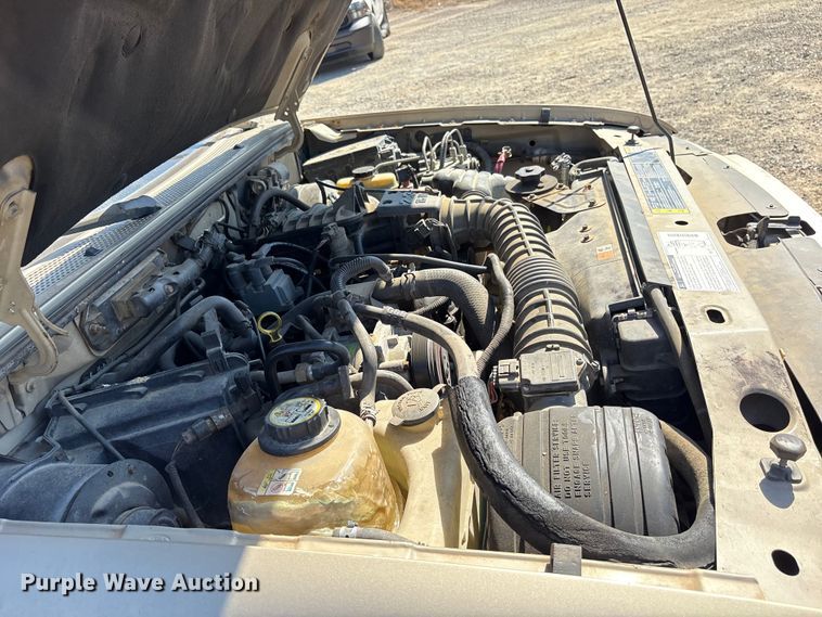 image for item ET7123 2001 Ford Ranger XLT pickup truck