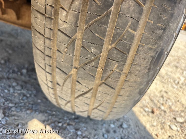 image for item ET7123 2001 Ford Ranger XLT pickup truck