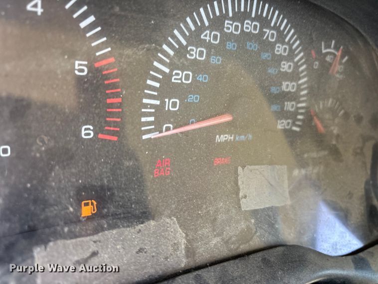 image for item ET7126 1999 Dodge Ram 1500 pickup truck