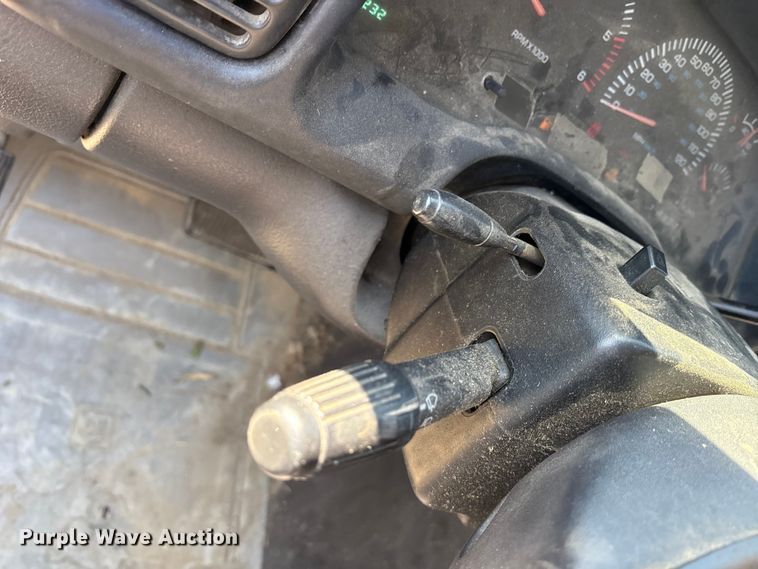 image for item ET7126 1999 Dodge Ram 1500 pickup truck