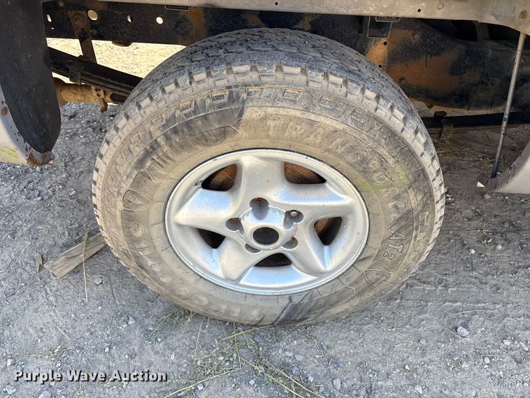 image for item ET7126 1999 Dodge Ram 1500 pickup truck