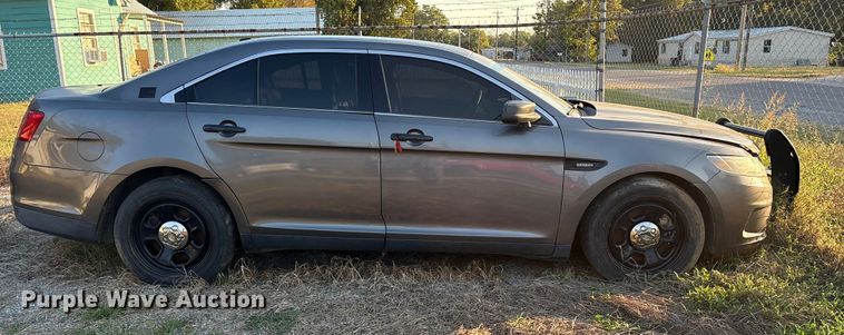 image for item ET7154 2013 Ford Taurus Police Interceptor 