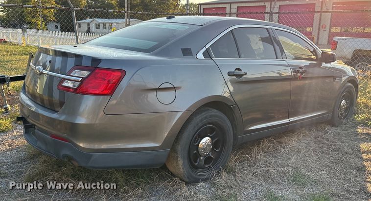 image for item ET7154 2013 Ford Taurus Police Interceptor 