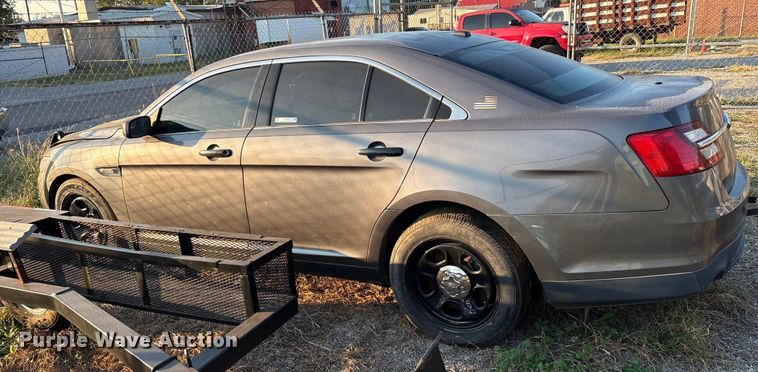 image for item ET7154 2013 Ford Taurus Police Interceptor 