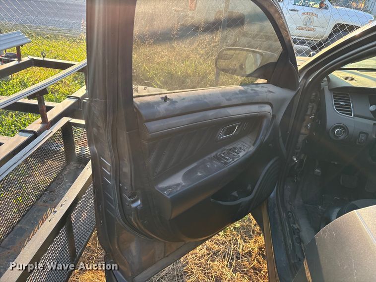 image for item ET7154 2013 Ford Taurus Police Interceptor 