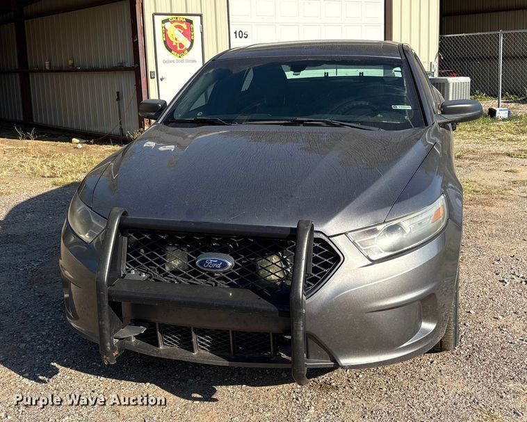 image for item ET7156 2014 Ford Taurus Police Interceptor 