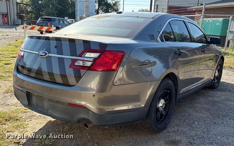 image for item ET7156 2014 Ford Taurus Police Interceptor 