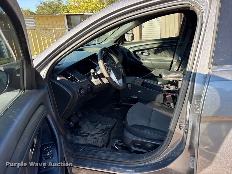 image for item ET7156 2014 Ford Taurus Police Interceptor 