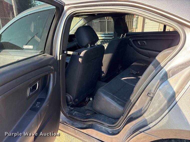 image for item ET7156 2014 Ford Taurus Police Interceptor 