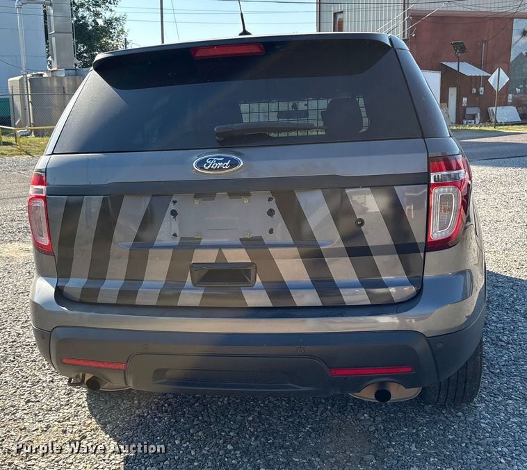 image for item ET7157 2015 Ford Explorer Police Interceptor 