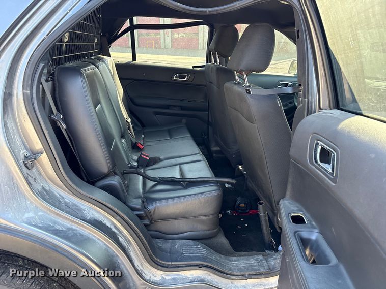 image for item ET7157 2015 Ford Explorer Police Interceptor 