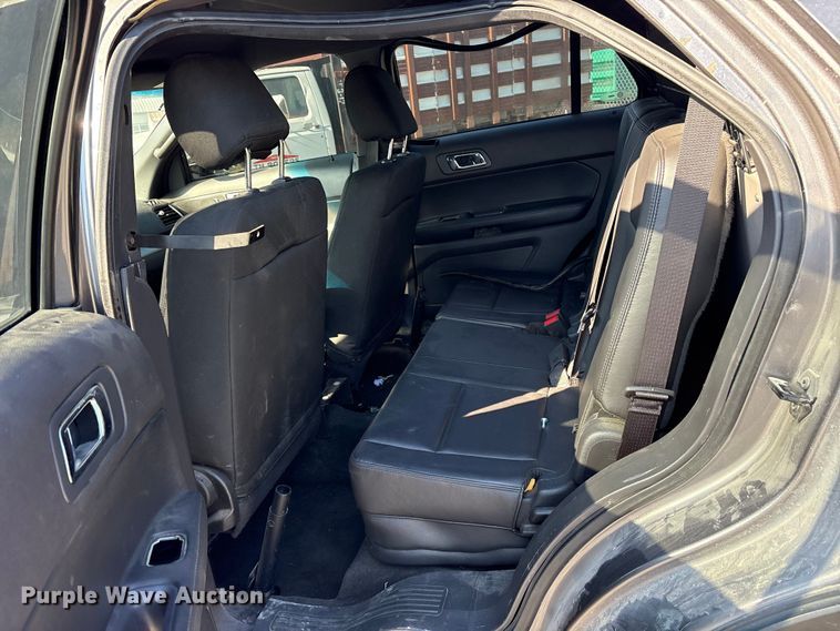 image for item ET7157 2015 Ford Explorer Police Interceptor 