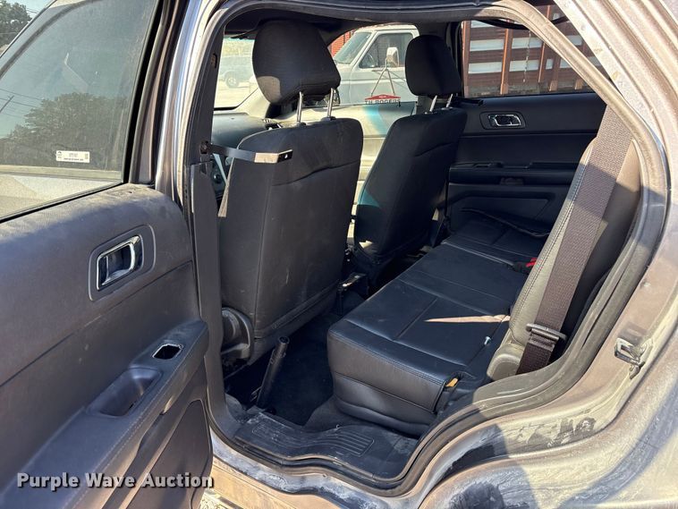 image for item ET7157 2015 Ford Explorer Police Interceptor 