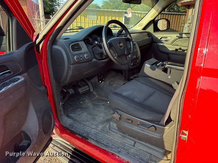 image for item ET7158 2012 Chevrolet Tahoe Police SUV