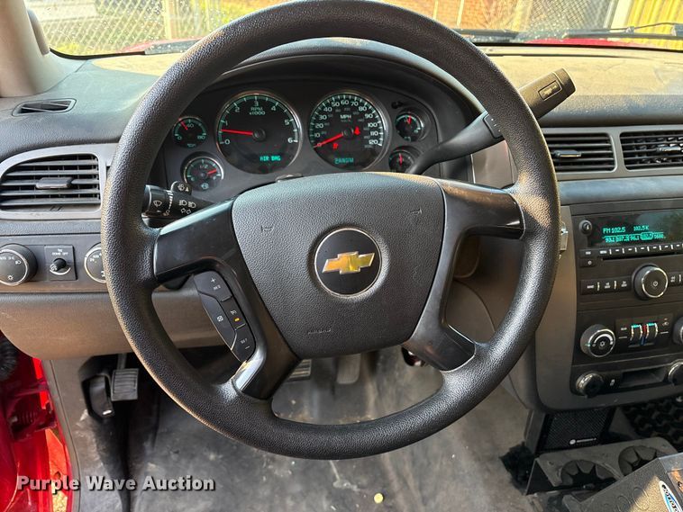 image for item ET7158 2012 Chevrolet Tahoe Police SUV