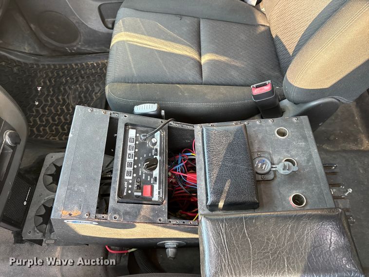 image for item ET7158 2012 Chevrolet Tahoe Police SUV