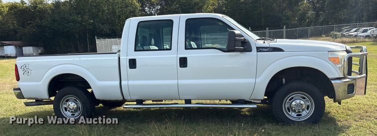 image for item ET7187 2011 Ford F250 Super Duty Crew Cab pickup truck