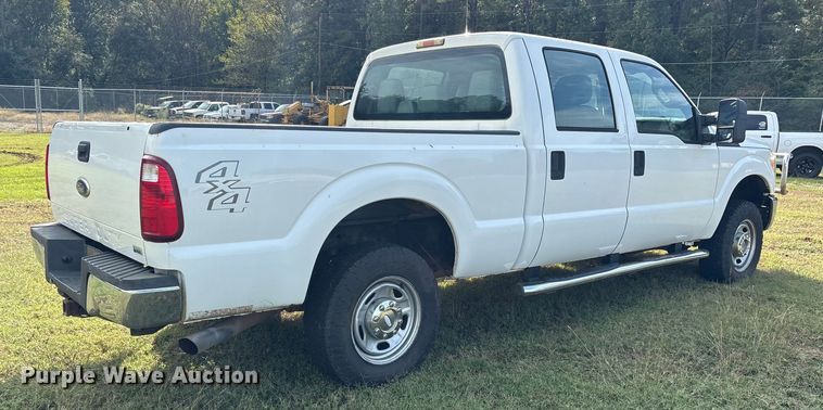 image for item ET7187 2011 Ford F250 Super Duty Crew Cab pickup truck