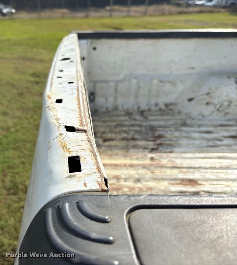 image for item ET7187 2011 Ford F250 Super Duty Crew Cab pickup truck