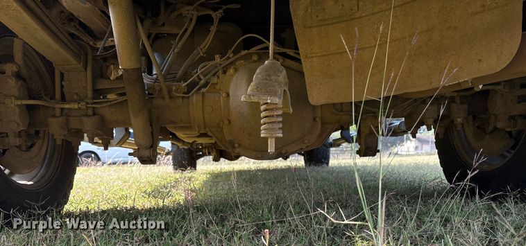 image for item ET7187 2011 Ford F250 Super Duty Crew Cab pickup truck