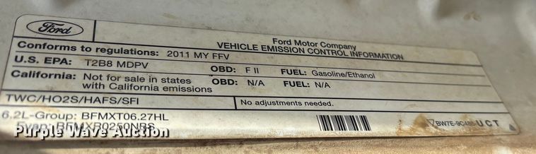 image for item ET7187 2011 Ford F250 Super Duty Crew Cab pickup truck