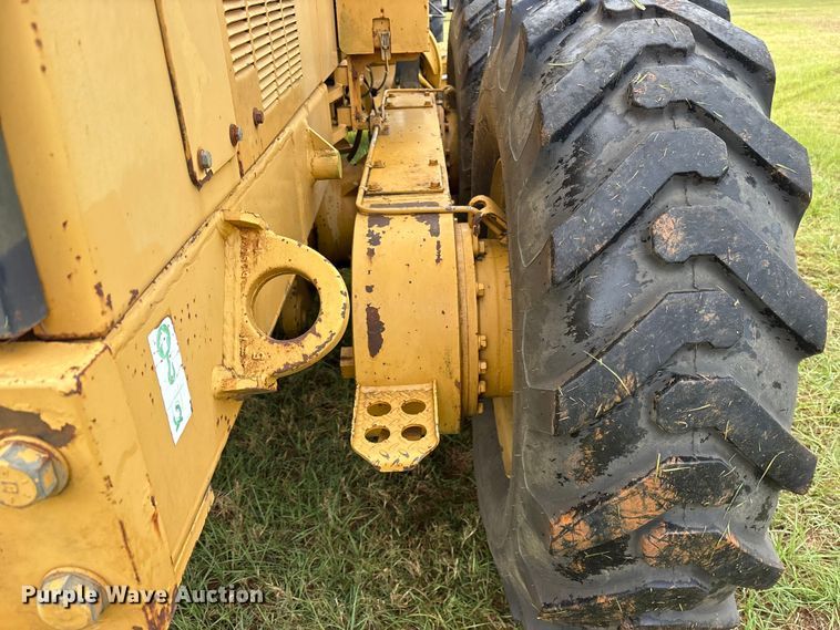 image for item ET7188 1997 Caterpillar 12H motor grader