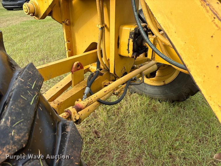 image for item ET7188 1997 Caterpillar 12H motor grader