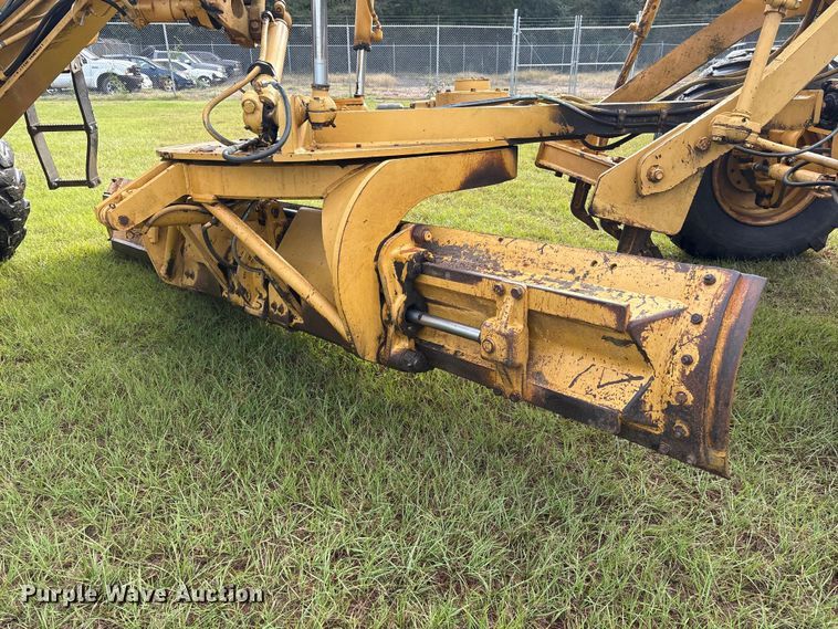 image for item ET7188 1997 Caterpillar 12H motor grader